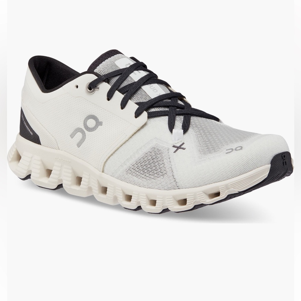 On Cloud: X3 Training Shoes, Size: 8